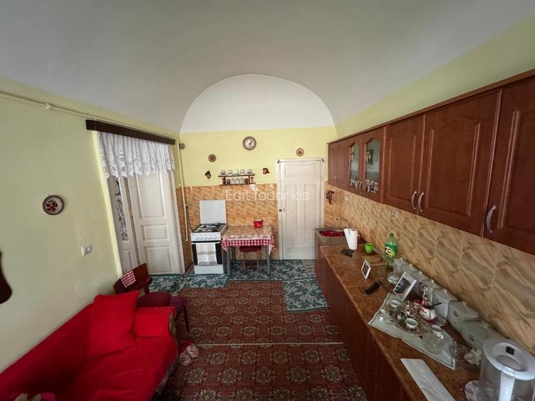 Gherla, stradal, central, ideal spatiu comercial - 3