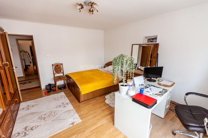 Casa Finisata 6 camere 681 mp.Teren Micesti Renovata Modern Curte Gard Utiliati - 4