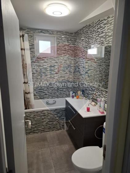 Apartament cu 3 camere de închiriat - 9