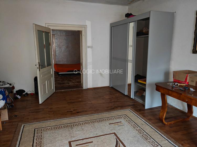 Casa 6 camere libera la vanzare RASNOV - 3