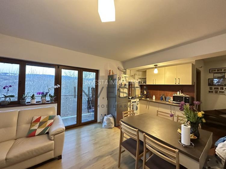 Apartament de 90 mp in Vila , la 5 minute de Kaufland Manastur. - 2