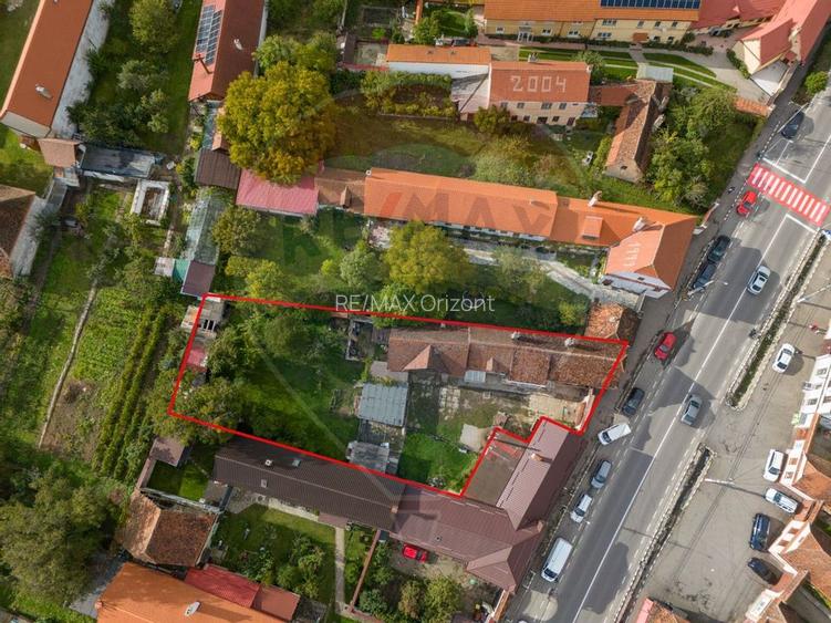 Casă 6 camere și teren 1200 mp - 2