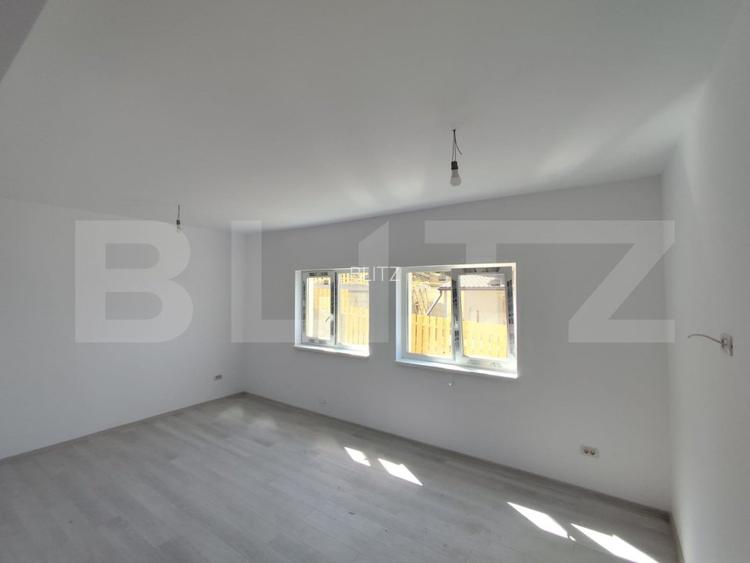 Casa cu etaj, 4 camere, 360 mp teren, Valea Lupului - 11