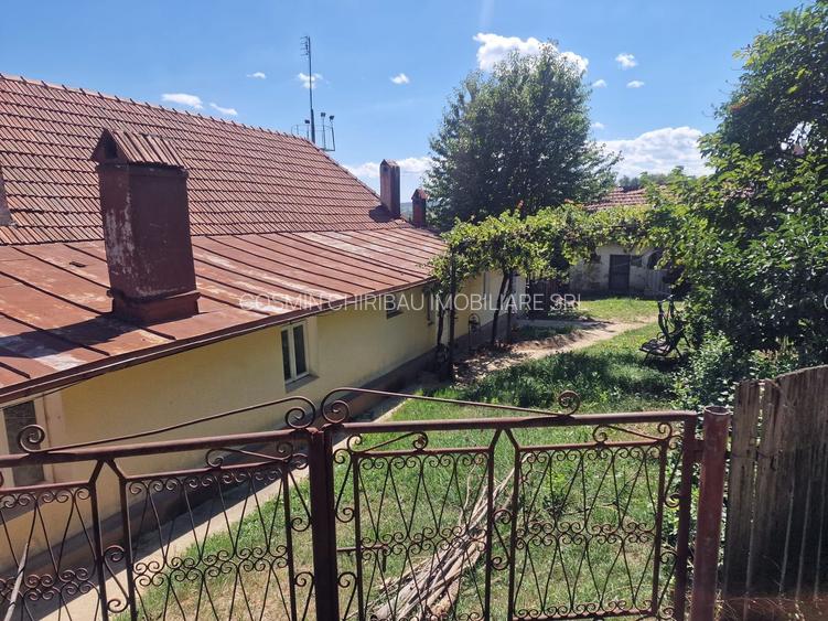 Casa in mediu rural cu teren - 21