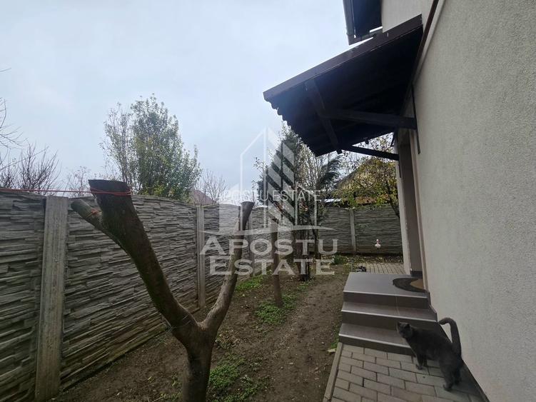 Casa individuala si restaurant cu predare la cheie, Sag, COMISION 0 - 33