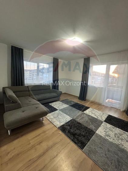 Apartament cu 2 camere de închiriat Subcetate - 12