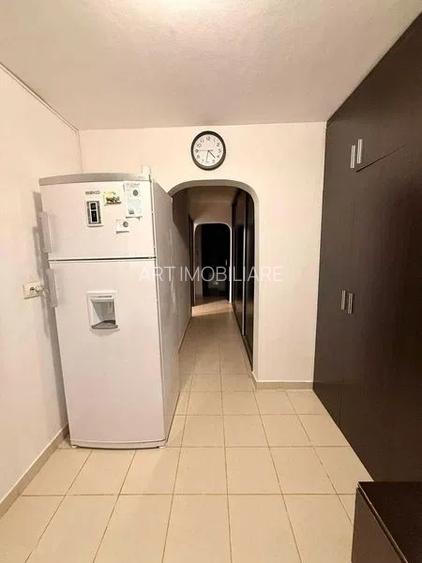 Apartament 3 Camere Dristor cu Centrala Proprie si Parcare - 8