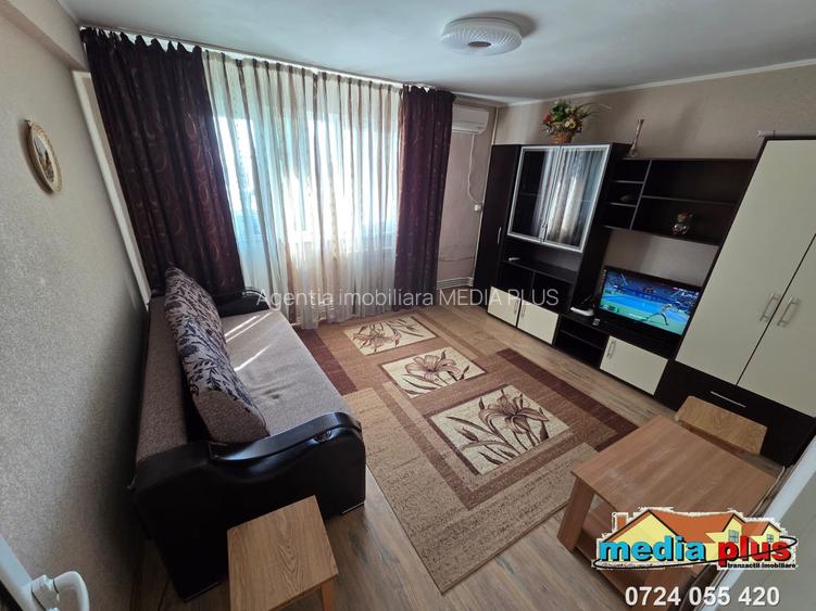 Apartament cu 2 camere de inchiriat in Micro 19 - 3