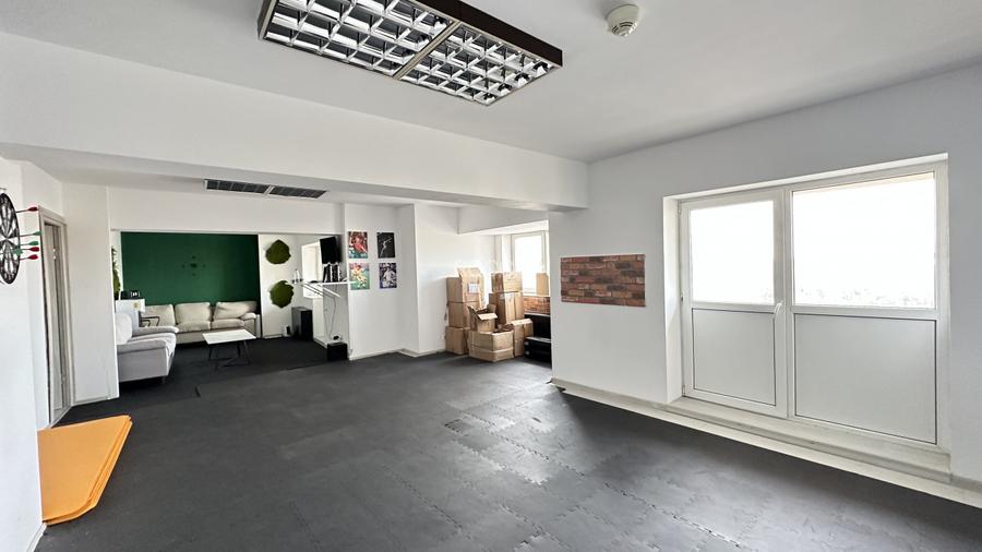 Spațiu de birou, 90 mp, 2 balcoane, la 2 minute de metrou, Victoriei - 6