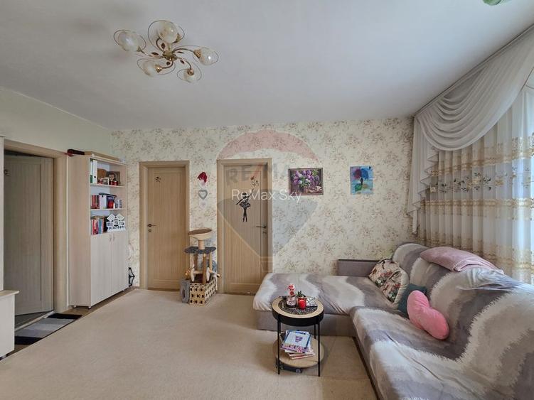 Apartament cu 3 camere de vânzare, parcare– Șesul de Sus, Florești - 3
