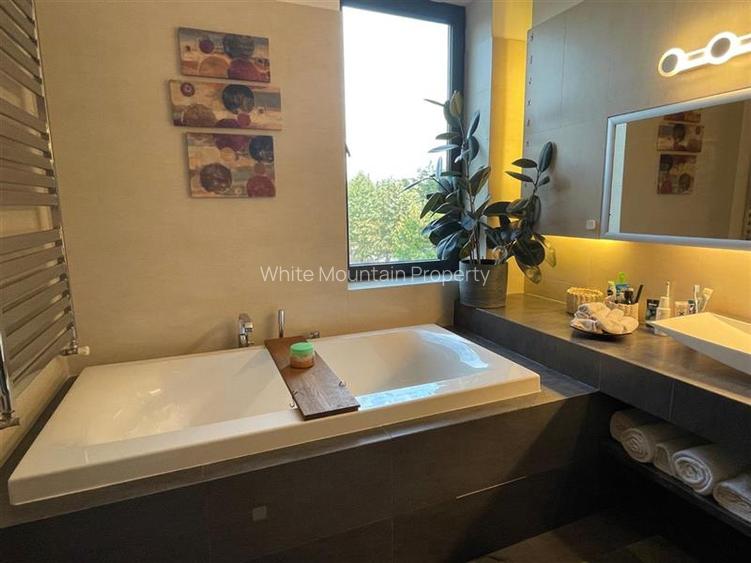 Corbeanca, vila pe colt, 9 camere, sauna - 11