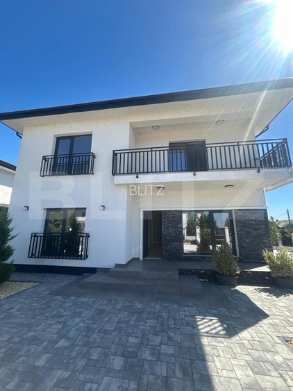 Vila de vanzare, 300 mp, teren 650 mp, zona Crevedia