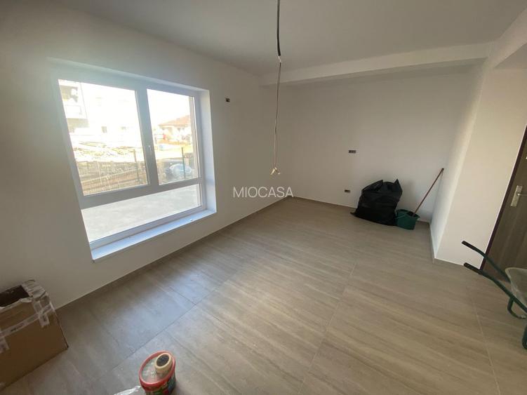 Nou.  62 mp utili. Gradina proprie 22 mp.. 3 parcari acoperite. Zona Braytim. - 5