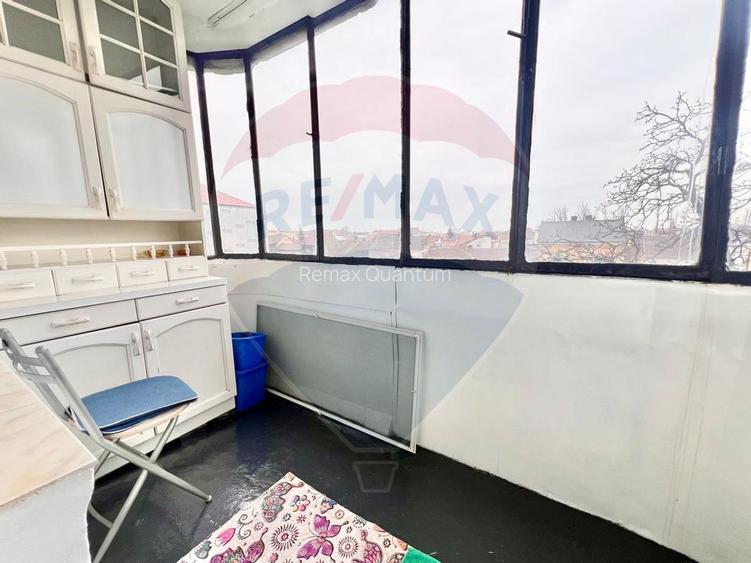 De închiriat apartament cu 2 camere în zona Decebal - 11