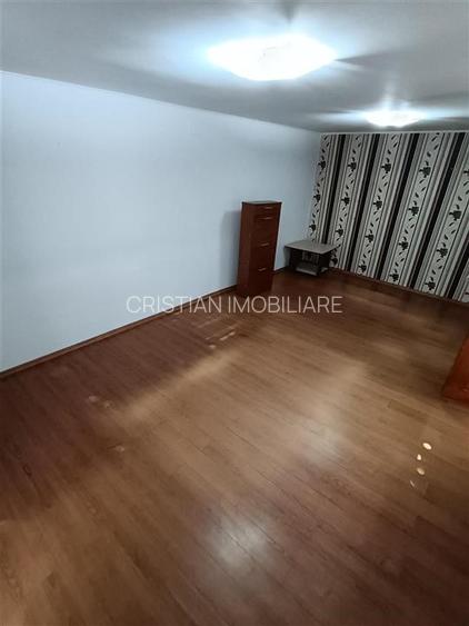 Casa 5 camere Pretabila 2 Familii, teren 176 mp, Bld Dorobantilor - 11