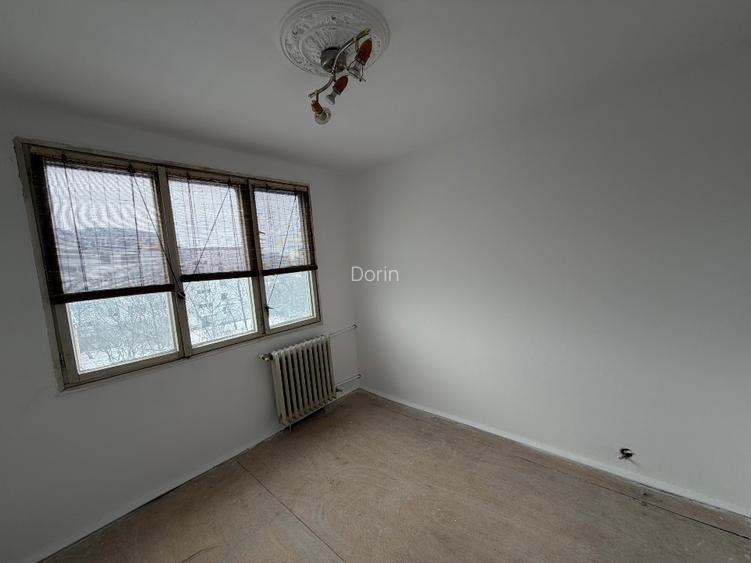 Apartament 4 camere decomandat 79 mp - Sector 6 - direct proprietar - parcare - 8