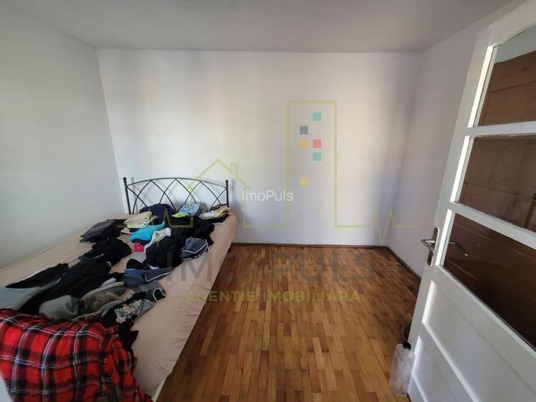 Zona Dambovita. 2 Case. Teren 933 mp. - 20