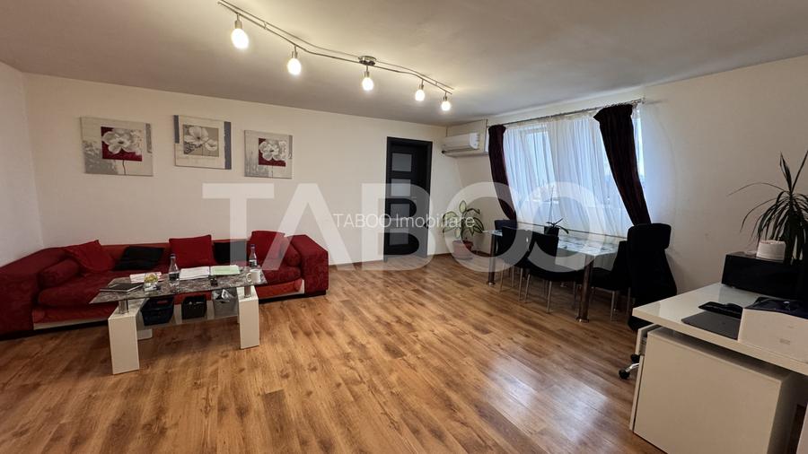 Apartament 3 camere de vanzare MOBILAT UTILAT 77mp Calea Cisnadiei - 9