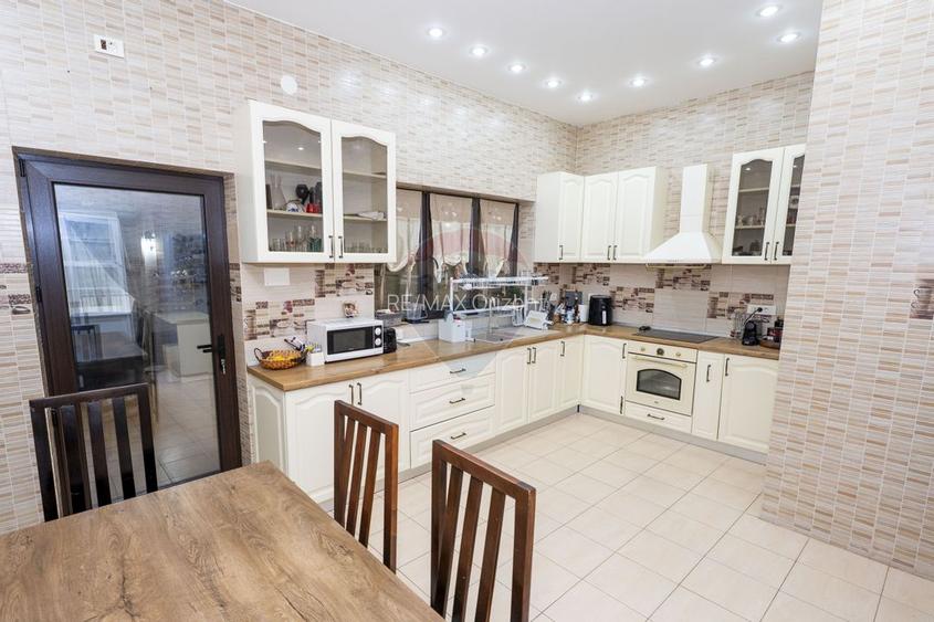 Vila 5 camere complet mobilata, foișor, teren generos - 46