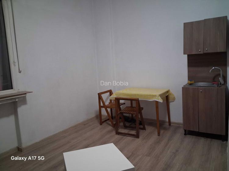 Garsoniera compacta universitate - romana - 5