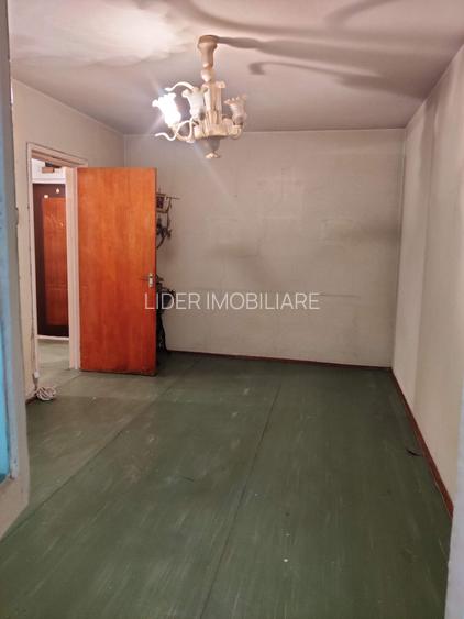 Bd Obregia, Aliorului, 2 camere decomandate, bloc R - 4