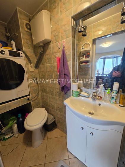 Titan, 10 minute metrou, la parcul Brancusi, pe Constantin Brancusi - 7