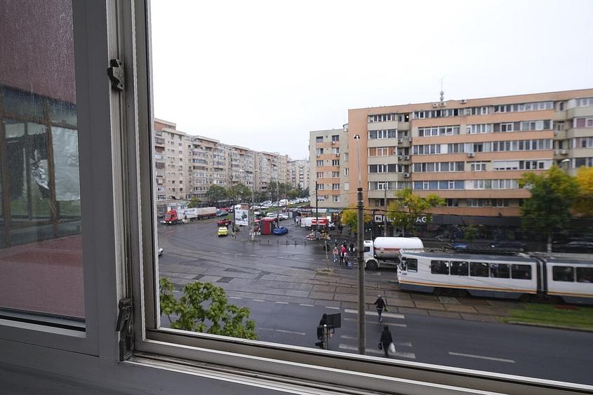SEBASTIAN intersectie Cal. Rahovei, ap. 2 camere mobilate si utilate, etaj 2