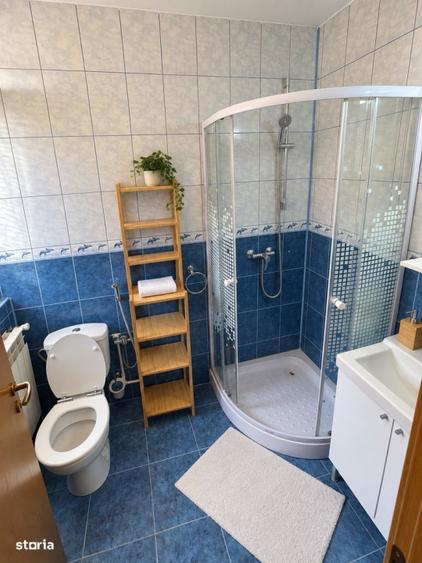 Casă 3 camere | Arcul de Triumf | Centrală proprie | Curte comuna