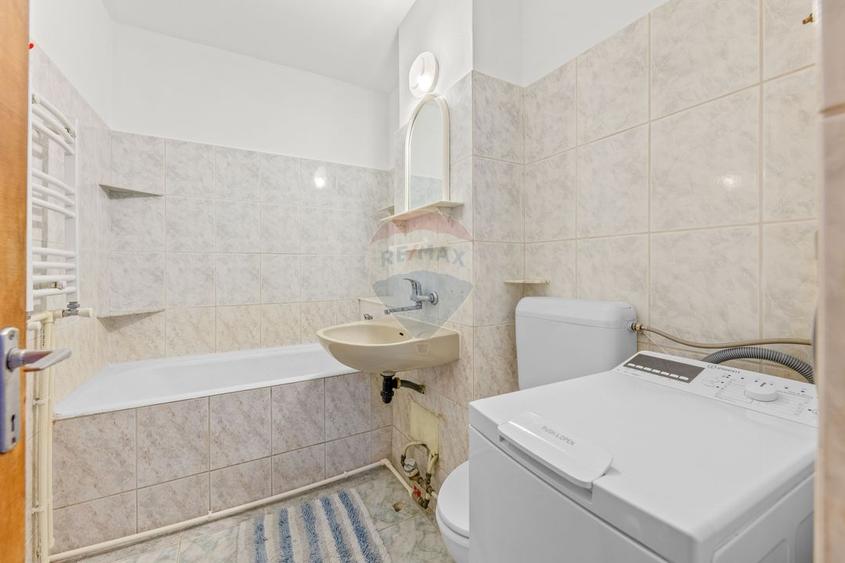 Apartament cu 3 camere 2 băi de închiriat în Podgoria