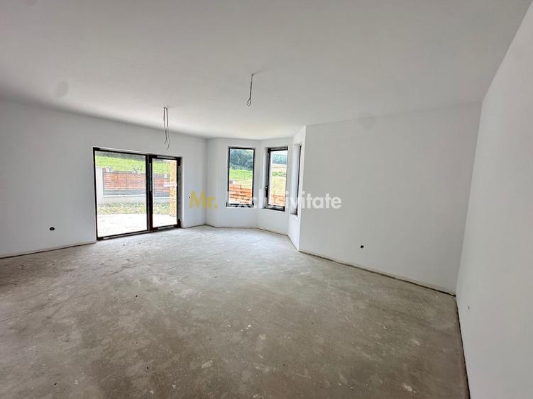 Casa individuala-4 dormitoare,225 mp utili,garaj-Chinteni