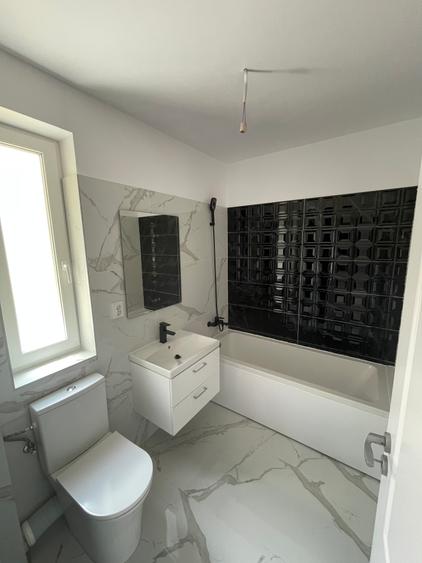 Apartament 3 camere-Loc de parcare INCLUS