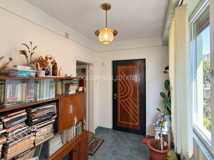 Casa din caramida, 3 camere + anexa, teren 262 mp,  zona Vlaicu - 3