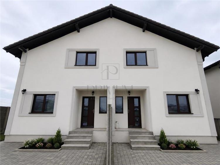 Duplex spatios la asfalt - toate utilitatile - acces rapid
