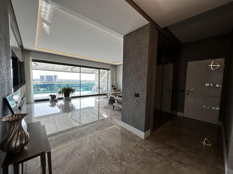 Penthouse Spatios cu Vedere catre Lac in Floreasca