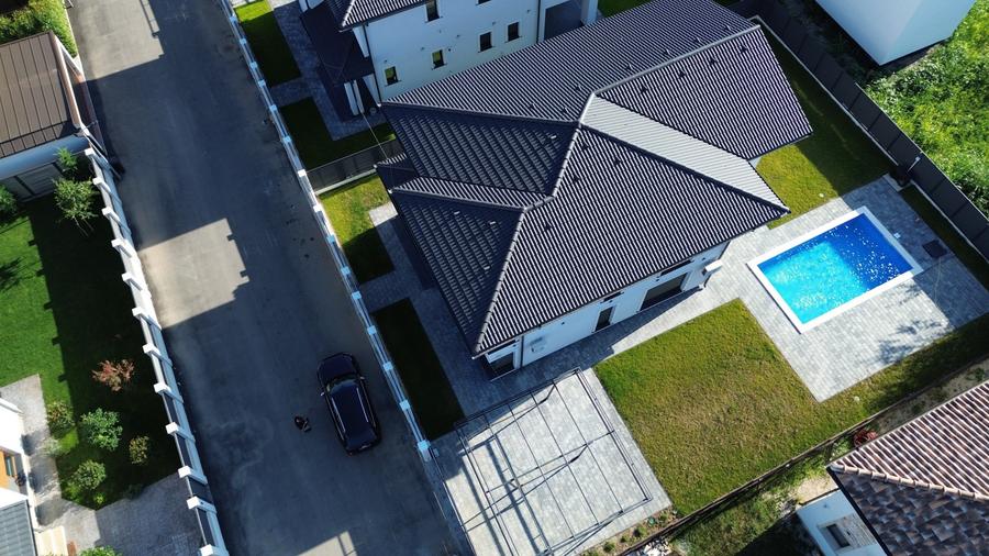 Vilă premium cu piscină și fotovoltaice - Laguna Albastră - Corbeanca