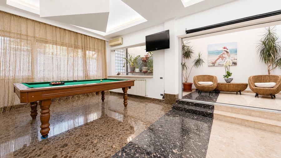 Casă / Vila de vanzare Stefan cel Mare - 380 mp teren - 452 mp utili, Rezidentia