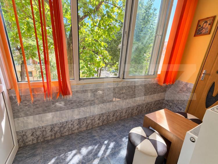 Apartament 2 camere, 56 mp, zona Cetate