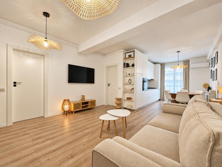 Apartament cu 2 bai si amenajare speciala, aproape de plaja
