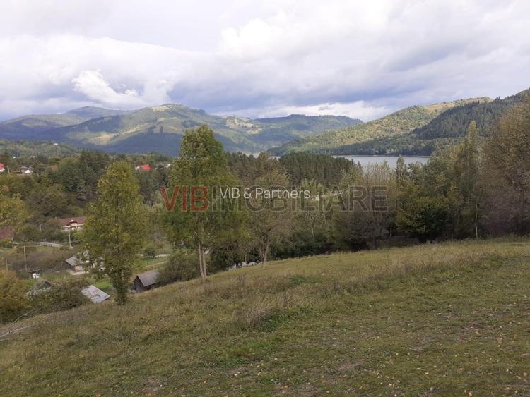 ceahlau , 1000mp , lotizare la cererea clientului , vedere superba catre lac - 2