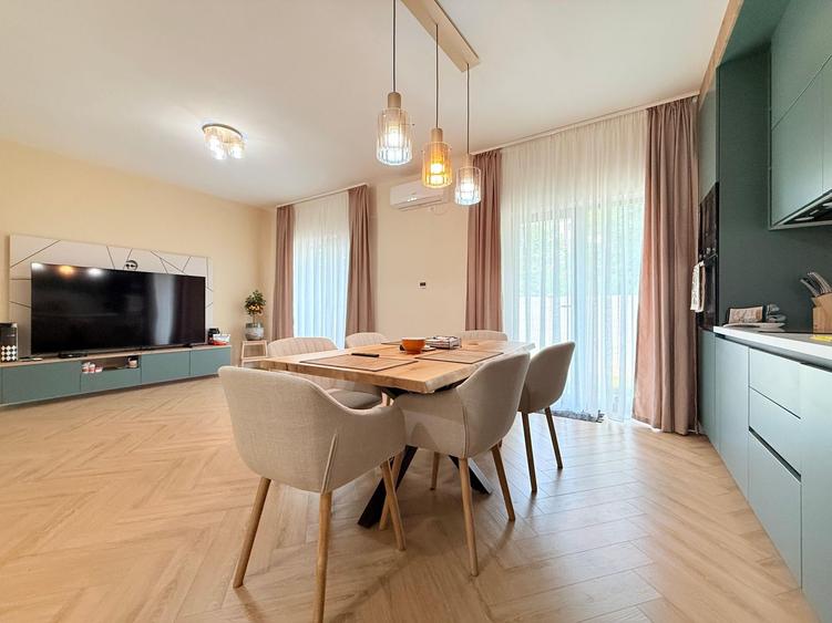 Vila 4 camere | 3 dormitoare | 3 bai | Gradina | Toate Utilitatile