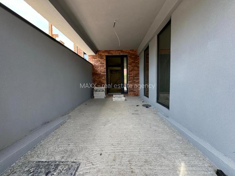VILA 2025 – 5 Camere, Curte Privată, Garaj ! Nouă, în Inima Constanței!