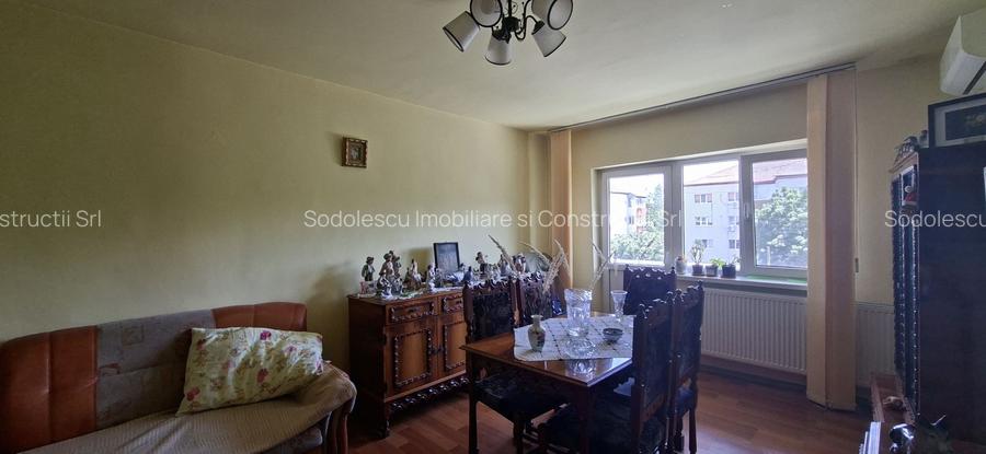 Apartament decomandat 3 camere - zona Torontalului - 4