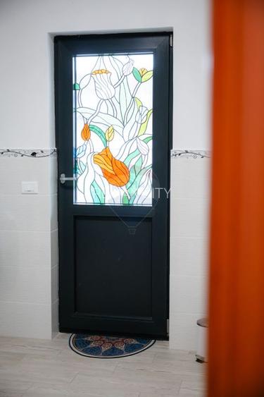 Casă / Vilă cu 5 camere de vânzare - 34