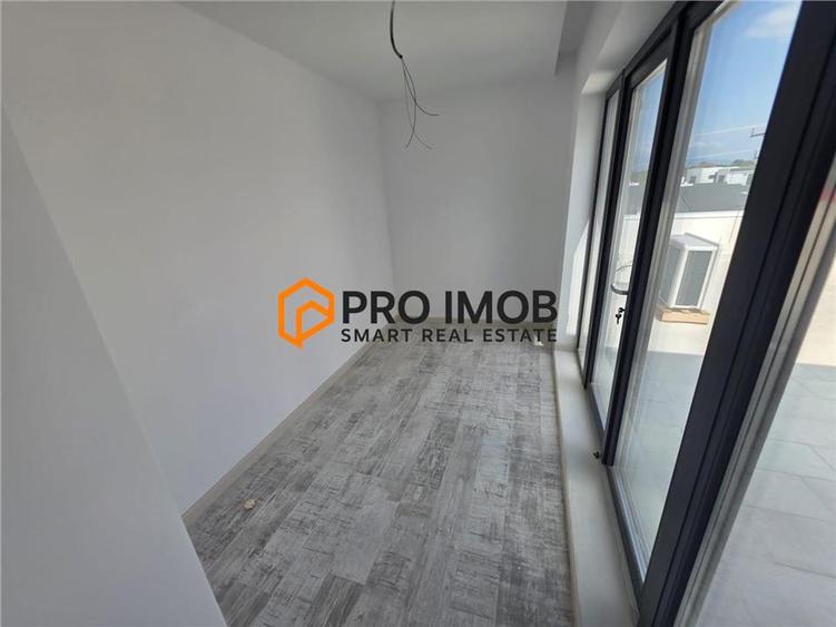 Patru unitati locative apartament tip Penthouse zona Campineanca