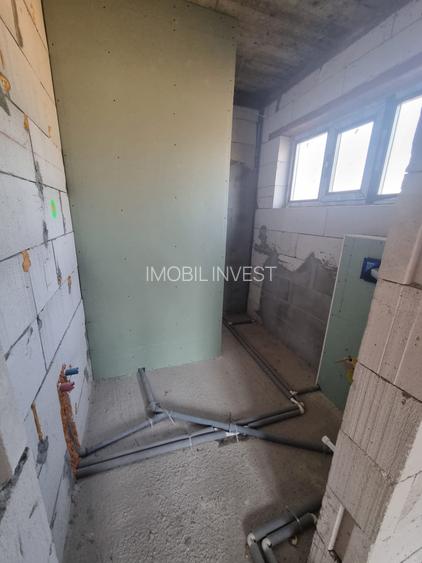 Casă P+E+Subsol– 8 camere, 284 mp utili, 500 mp teren - 7