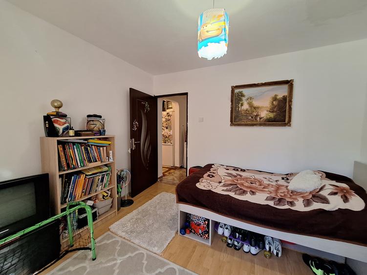 3 camere | Parter inalt | 2 bai | Centrala proprie | Baba Dochia
