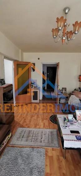 2 camere metrou Brancoveanu, Oraselul Copiilor