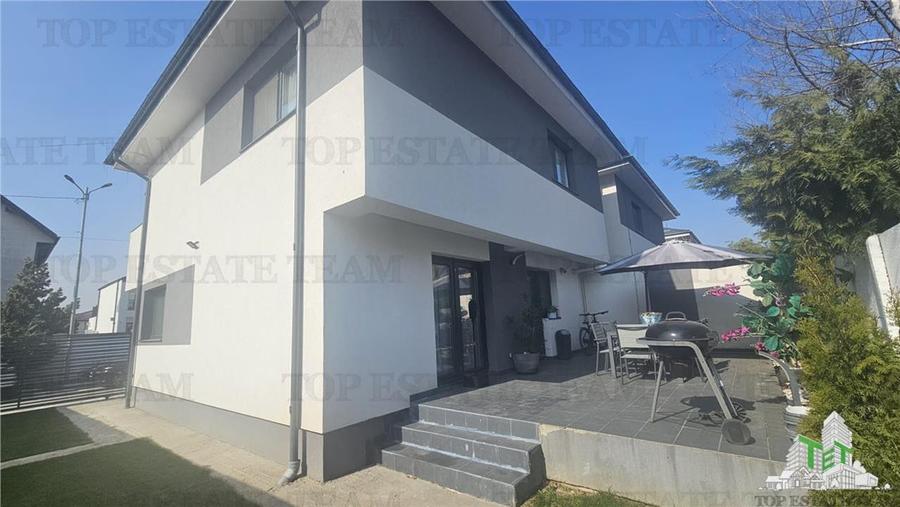 Vila lux 4 camere cu panouri solare in Chiajna