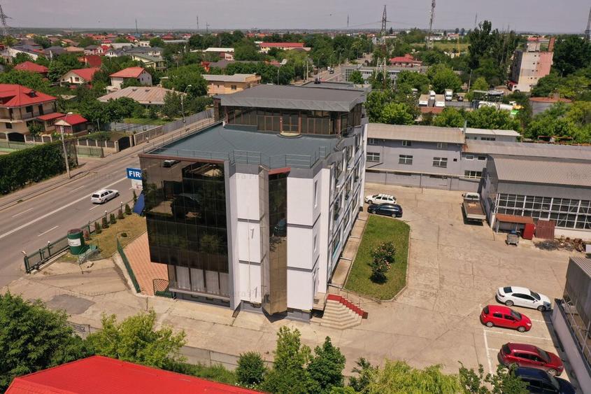 Inchiriere pavilion administrativ, optional cu hale industriale in Galati