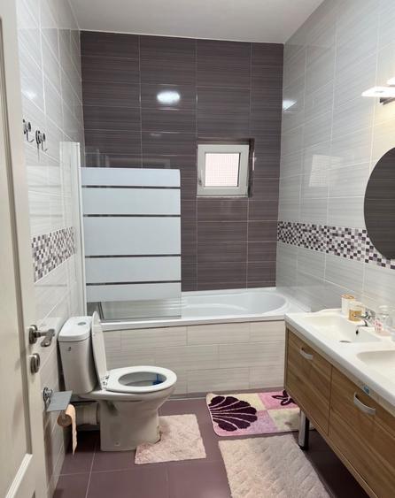 Apartament 4 camere si curte privata